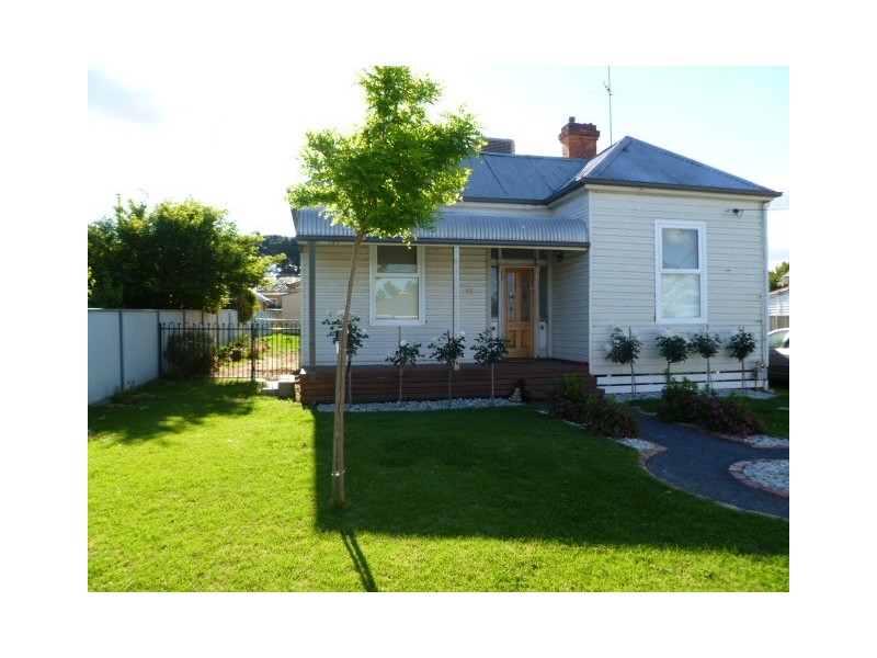 15 Whitehead Street, Corowa NSW 2646