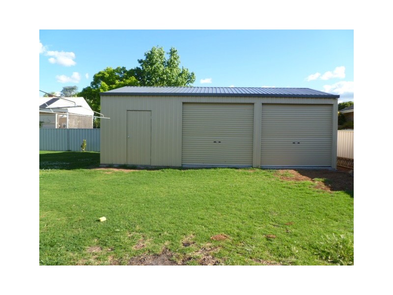 15 Whitehead Street, Corowa NSW 2646