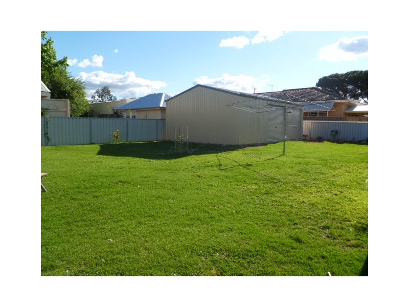 15 Whitehead Street, Corowa NSW 2646