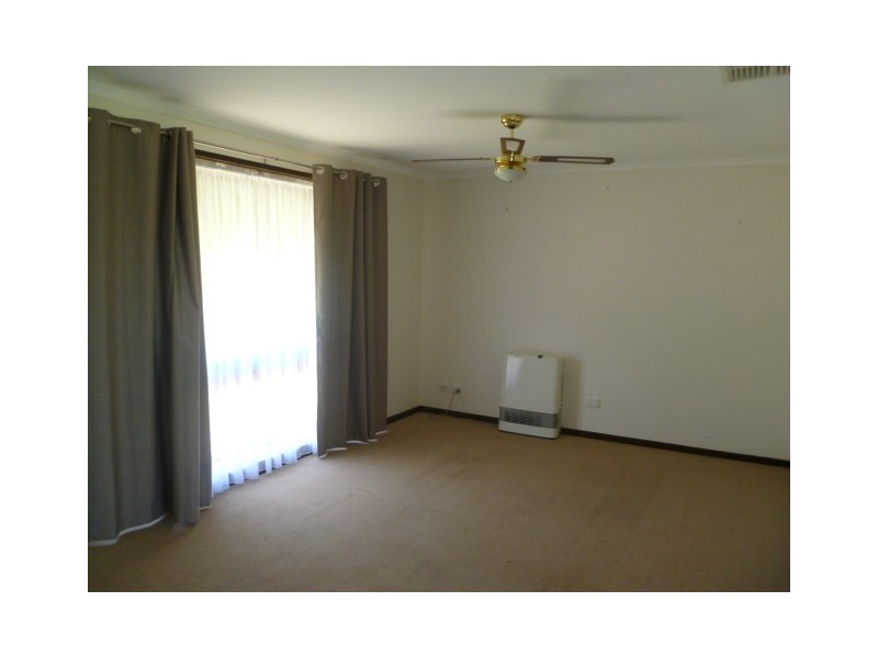 11 Gallipoli Street, Corowa NSW 2646