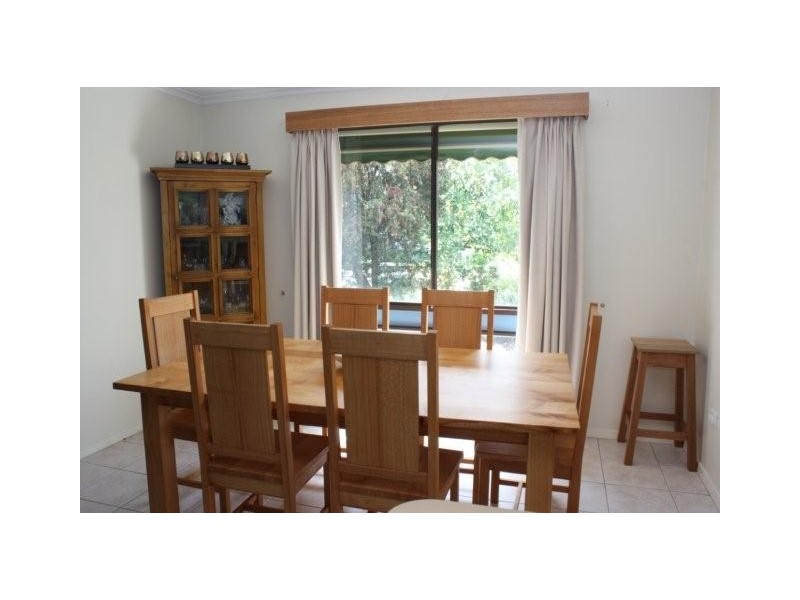 360 Honour Avenue, Corowa NSW 2646