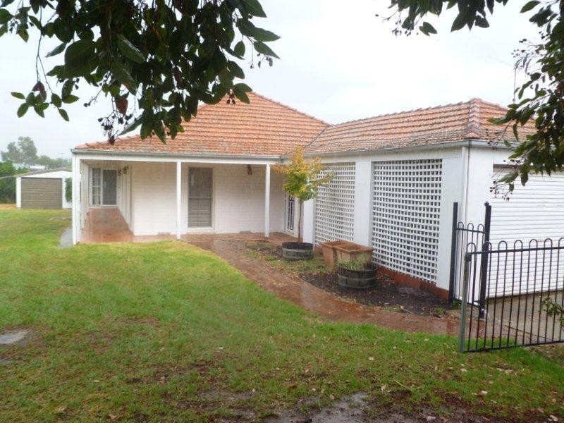 69 Banff Street, Corowa NSW 2646