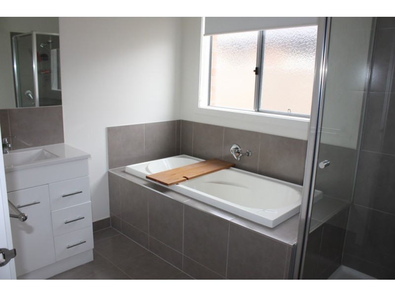 15 Chisnall Street, Corowa NSW 2646