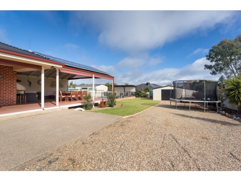 8 Maxwell Drive, Wahgunyah VIC 3687