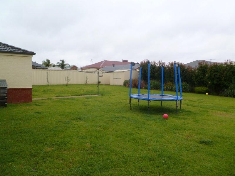 15 Tower Place, Rutherglen VIC 3685