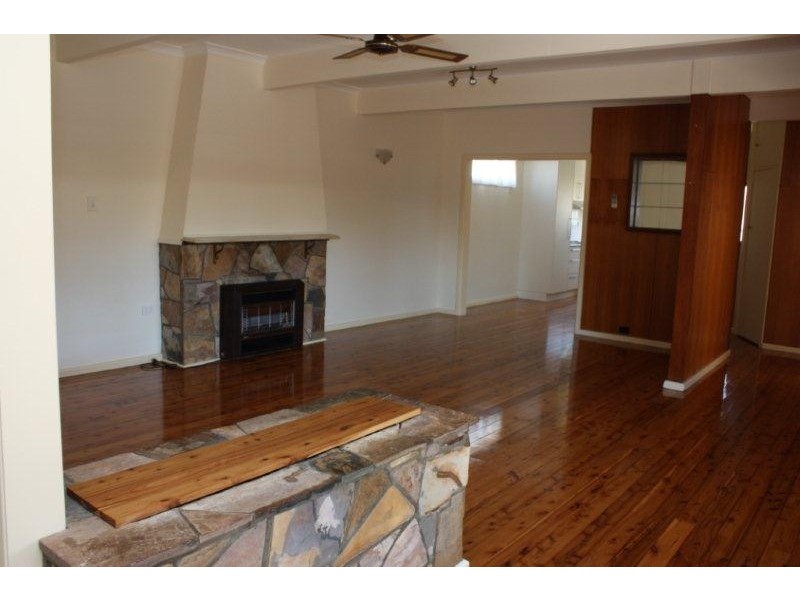 11 Riesling Street, Corowa NSW 2646
