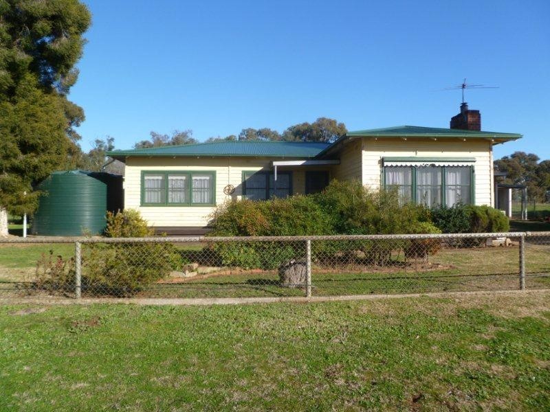 15 Stillards Lane, Rutherglen VIC 3685