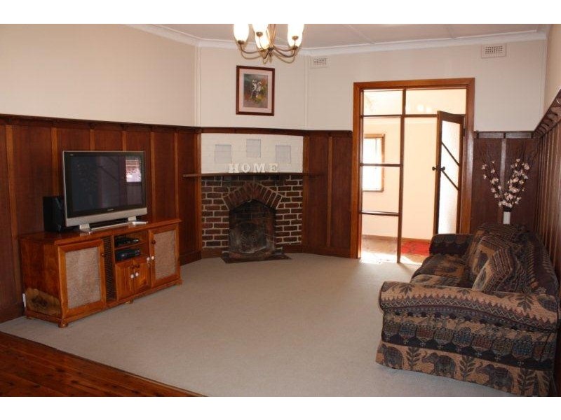 15 Tower Street, Corowa NSW 2646