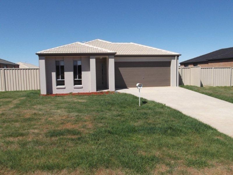 10 Hughes Court, Corowa NSW 2646