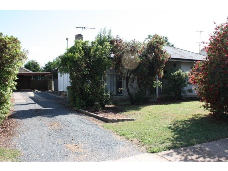 58 Redlands Road, Corowa NSW 2646