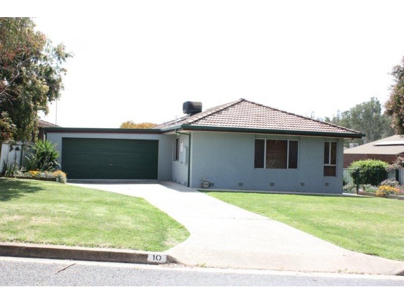 10 Fleming Drive, Corowa NSW 2646