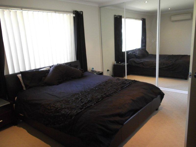 2/303 Honour Avenue, Corowa NSW 2646