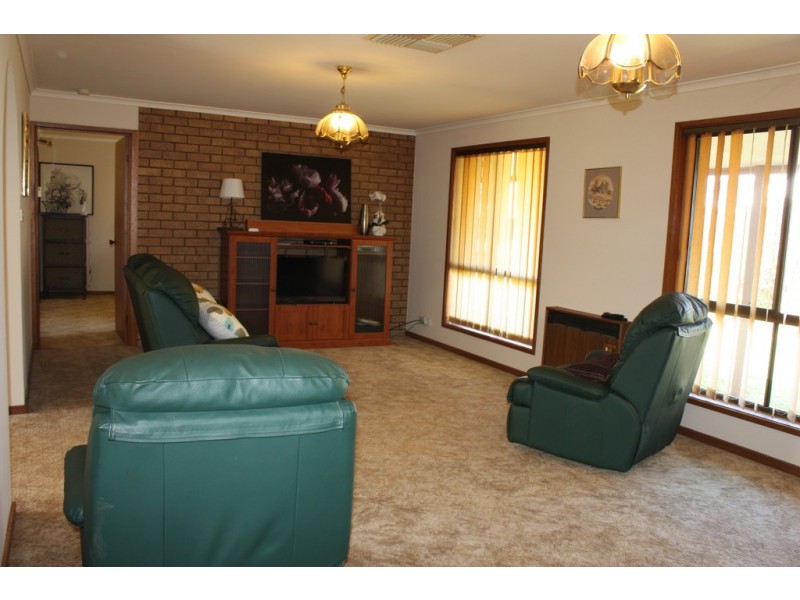 153 Church Street, Corowa NSW 2646