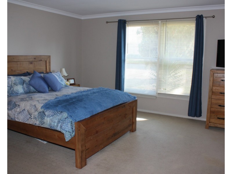 65 Banff Street, Corowa NSW 2646