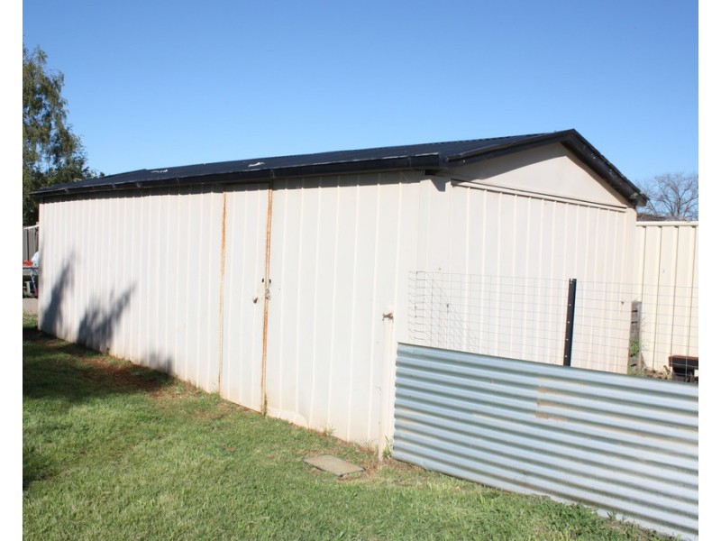 65 Banff Street, Corowa NSW 2646