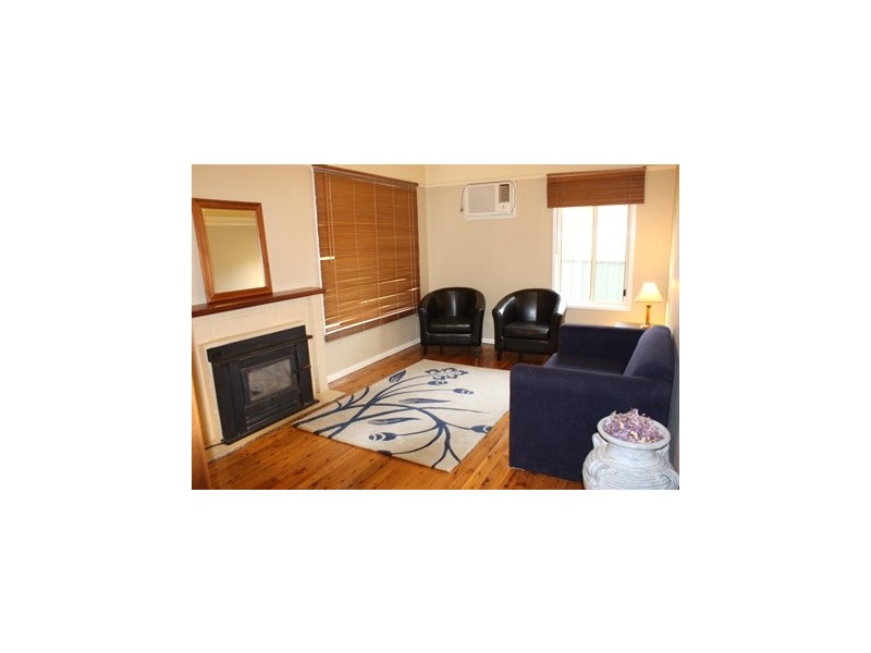 68 Redlands Road, Corowa NSW 2646