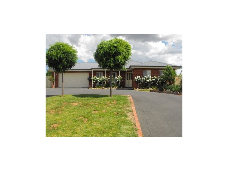 7 James Court, Rutherglen VIC 3685