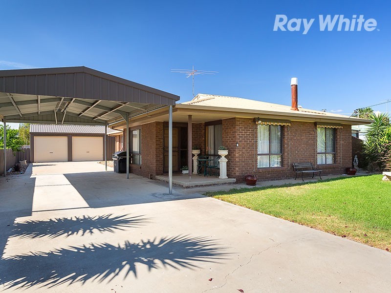 6 Johnson Street, Corowa NSW 2646