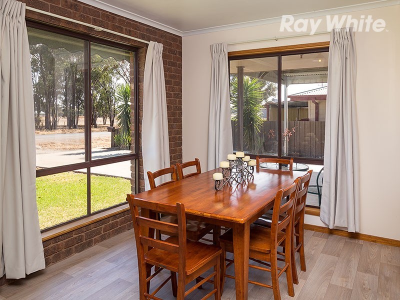 6 Johnson Street, Corowa NSW 2646