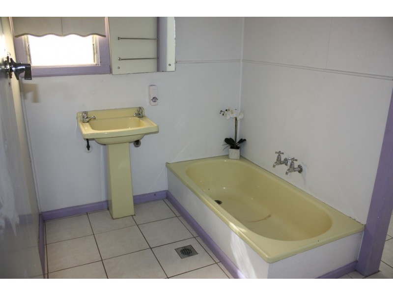 54 Steel Street, Corowa NSW 2646