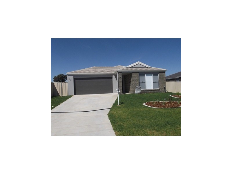 4 Chisnall Street, Corowa NSW 2646