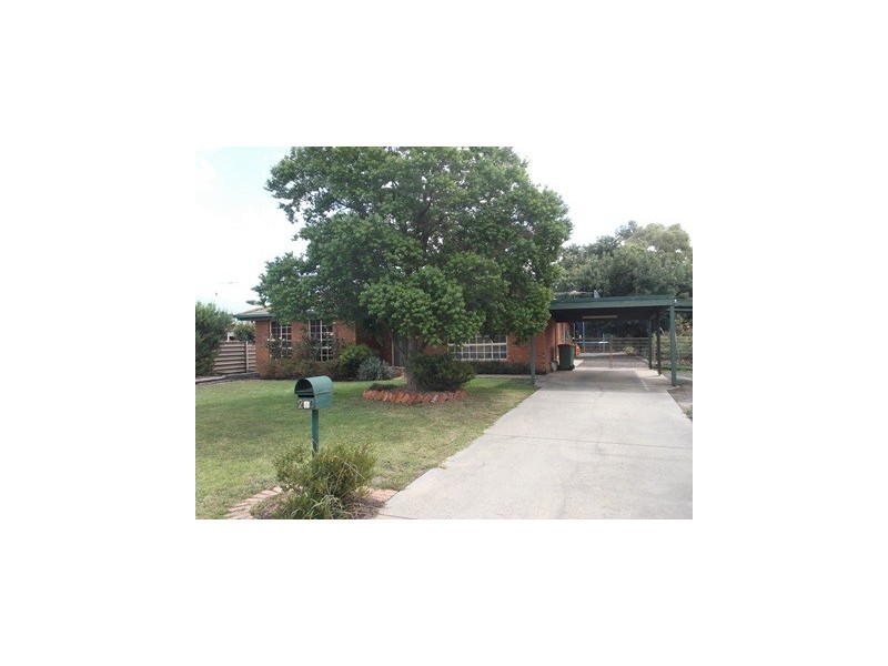 20 Pinot Crescent, Corowa NSW 2646