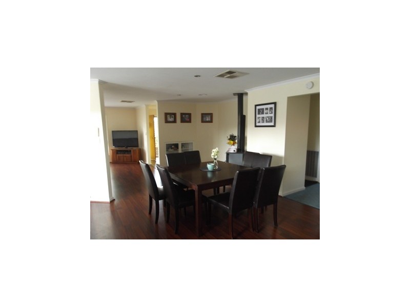 20 Pinot Crescent, Corowa NSW 2646