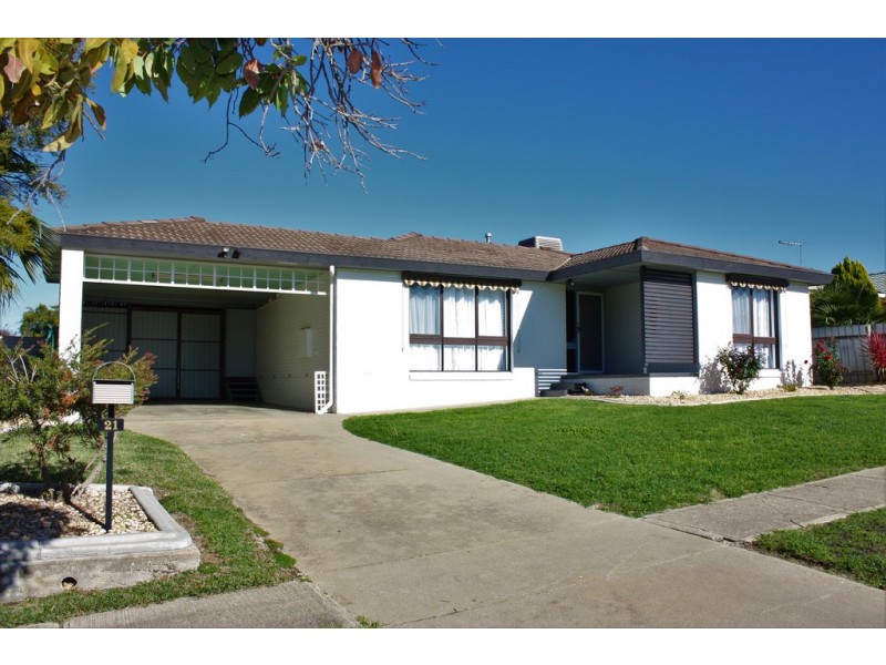 21 Fleming Drive, Corowa NSW 2646