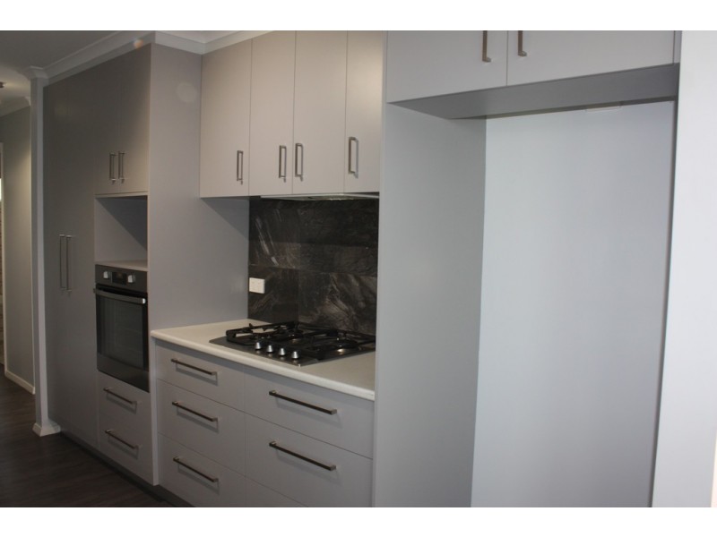 21 Fleming Drive, Corowa NSW 2646