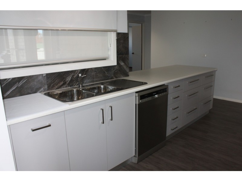 21 Fleming Drive, Corowa NSW 2646