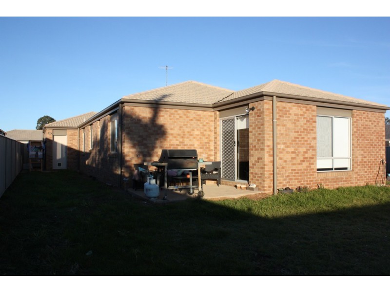 5 Chisnall Street, Corowa NSW 2646