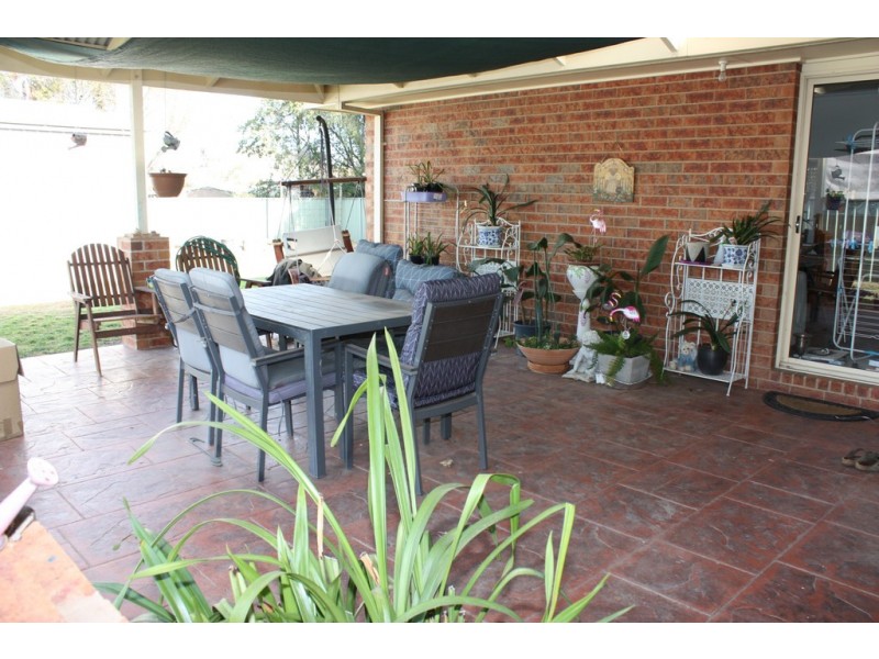 15 Matthew Court, Corowa NSW 2646