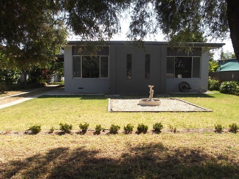 22 Walker Street, Corowa NSW 2646