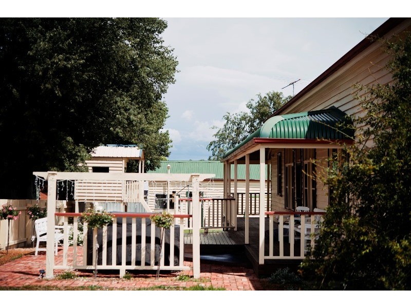 10 Gray Street, Corowa NSW 2646