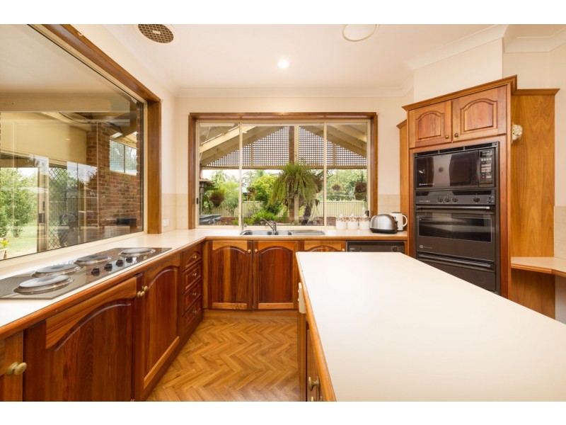 69 Federation Avenue, Corowa NSW 2646