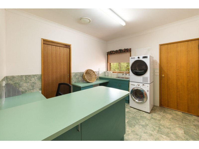 69 Federation Avenue, Corowa NSW 2646