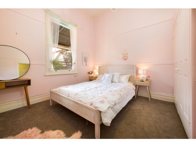 27 Bow Street, Corowa NSW 2646