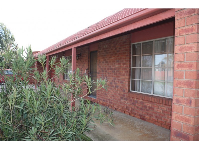 4/144 Federation Avenue, Corowa NSW 2646
