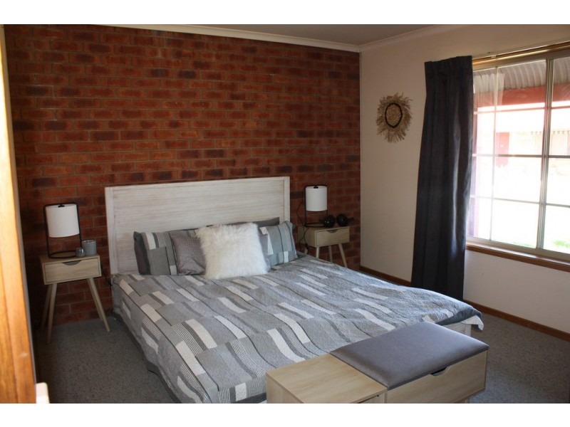 4/144 Federation Avenue, Corowa NSW 2646