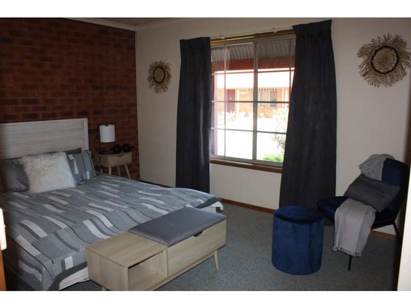 4/144 Federation Avenue, Corowa NSW 2646