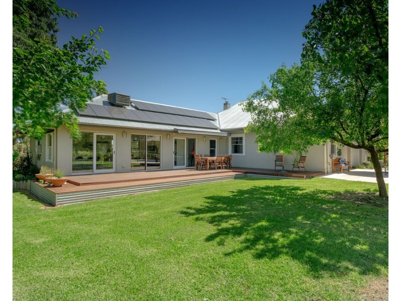 198 St Leonards Road, Wahgunyah VIC 3687