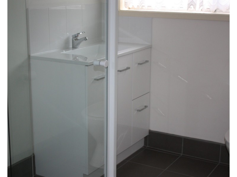 165 Federation Avenue, Corowa NSW 2646