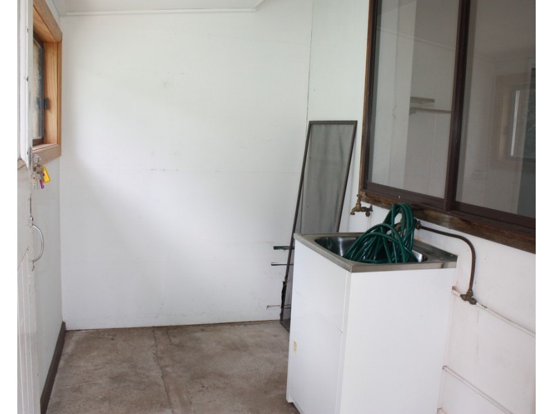 165 Federation Avenue, Corowa NSW 2646