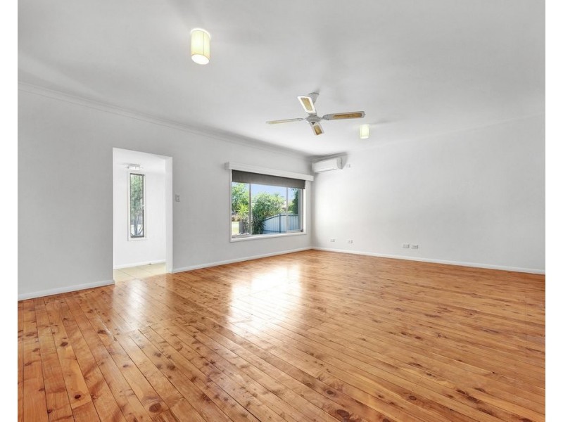 22 Walker Street, Corowa NSW 2646