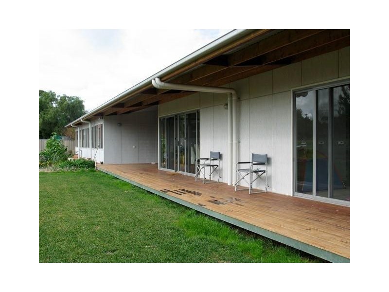 7 Keena Court, Corowa NSW 2646