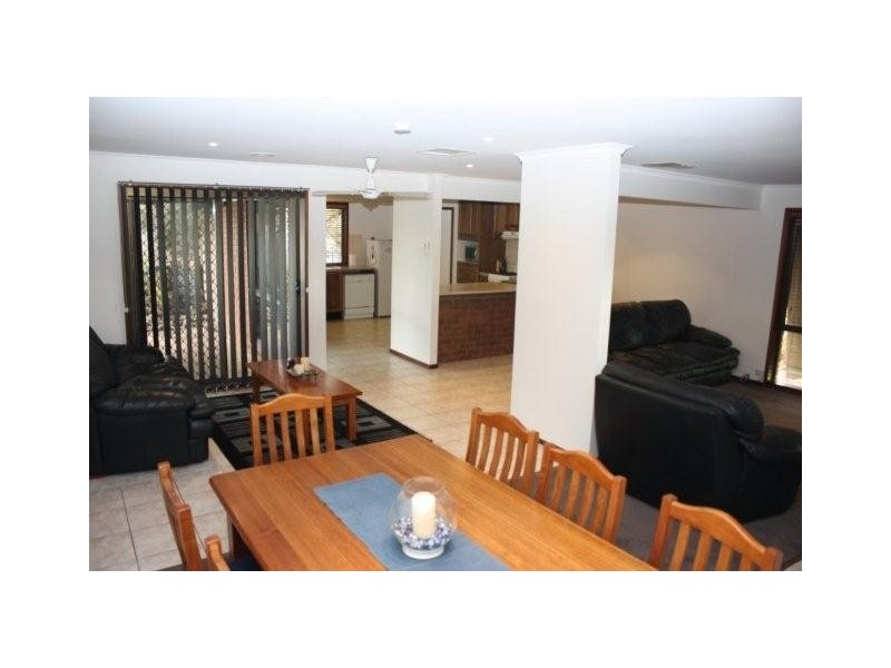 38 Beryl Drive, Corowa NSW 2646