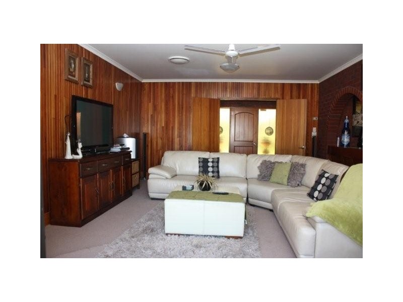 33 Airlie Street, Corowa NSW 2646