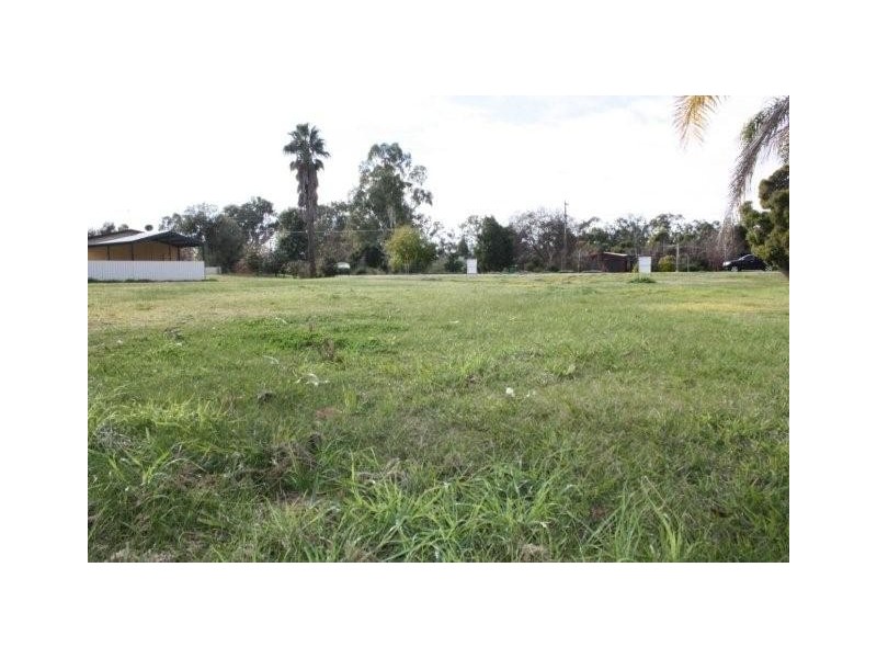 145 Hume Street, Corowa NSW 2646