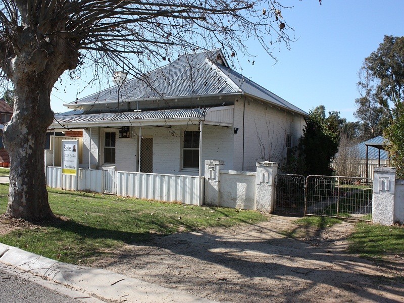 22 Alfred Street, Corowa NSW 2646