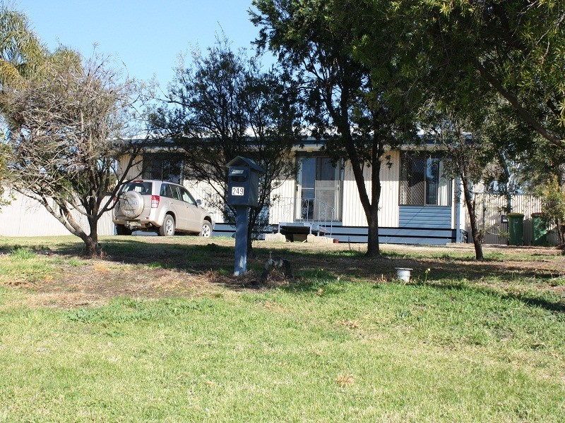249 River Street, Corowa NSW 2646